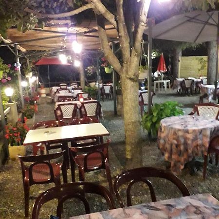 Les Sources De Manon Hotel Saint-Andre-les-Alpes Bagian luar foto