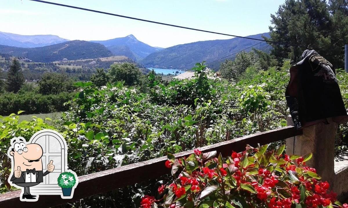 Les Sources De Manon Hotel Saint-Andre-les-Alpes Bagian luar foto